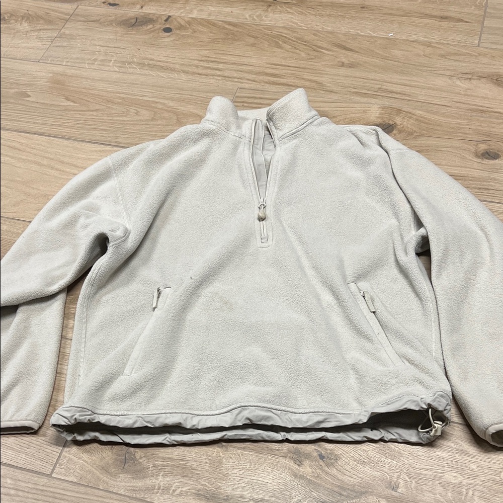 Aritzia Women's Cream Quarter-Zip fleece Sweatshirt
